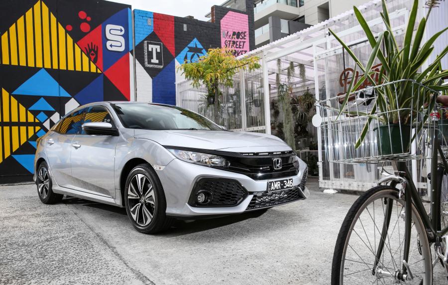  Honda Civic VTi-L Hatchback 2017 года  (AU) (фото 20 из 40)